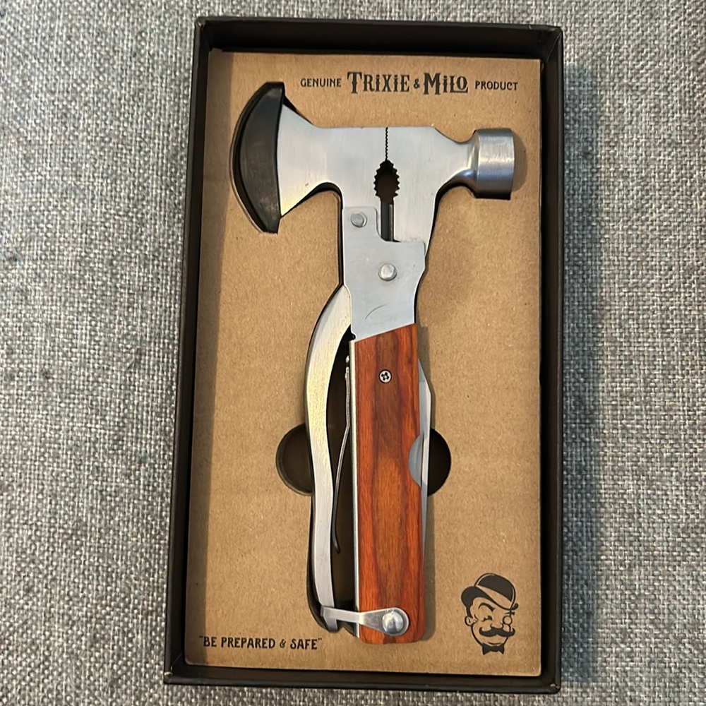 🤩LAST ONE 🤩Trixie & Milo Axe Multi-Tool